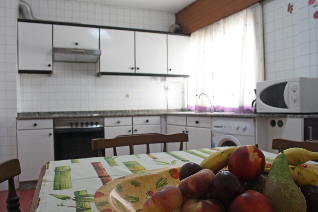 Apartamento Rio Sar Garaje Incluido Сантяго де Компостела Стая снимка